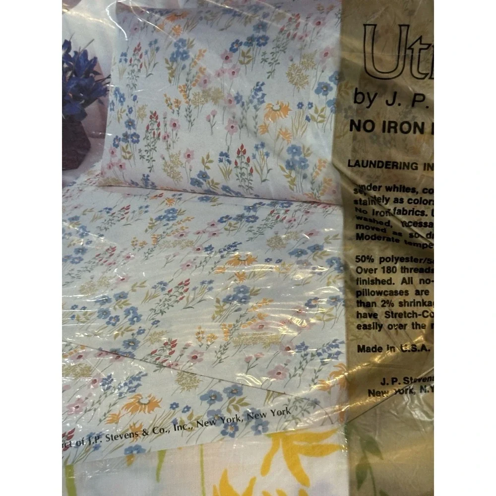 VTG 70's Utica JP Stevens Full Flat Sheet Floral Design 